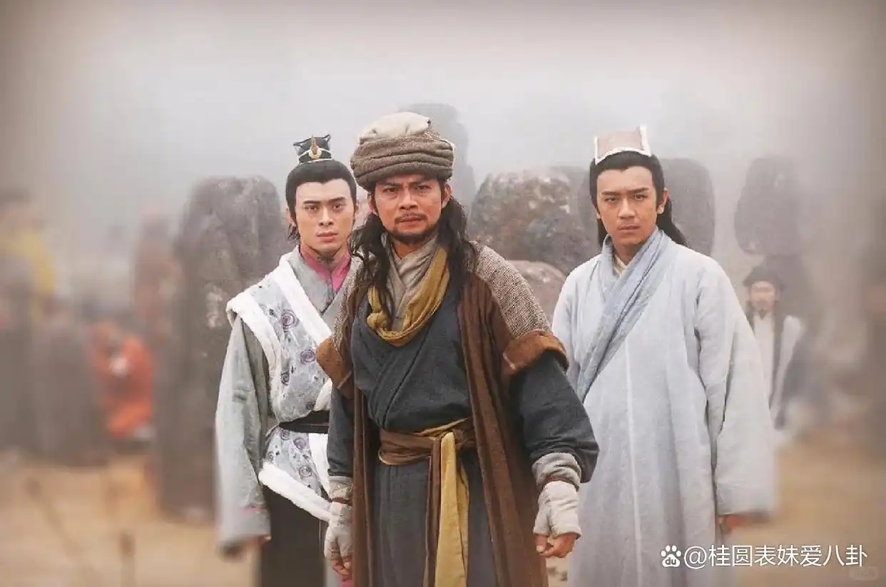 段誉乔峰人物塑造分析_黄日华版天龙八部经典人物形象_天龙八部