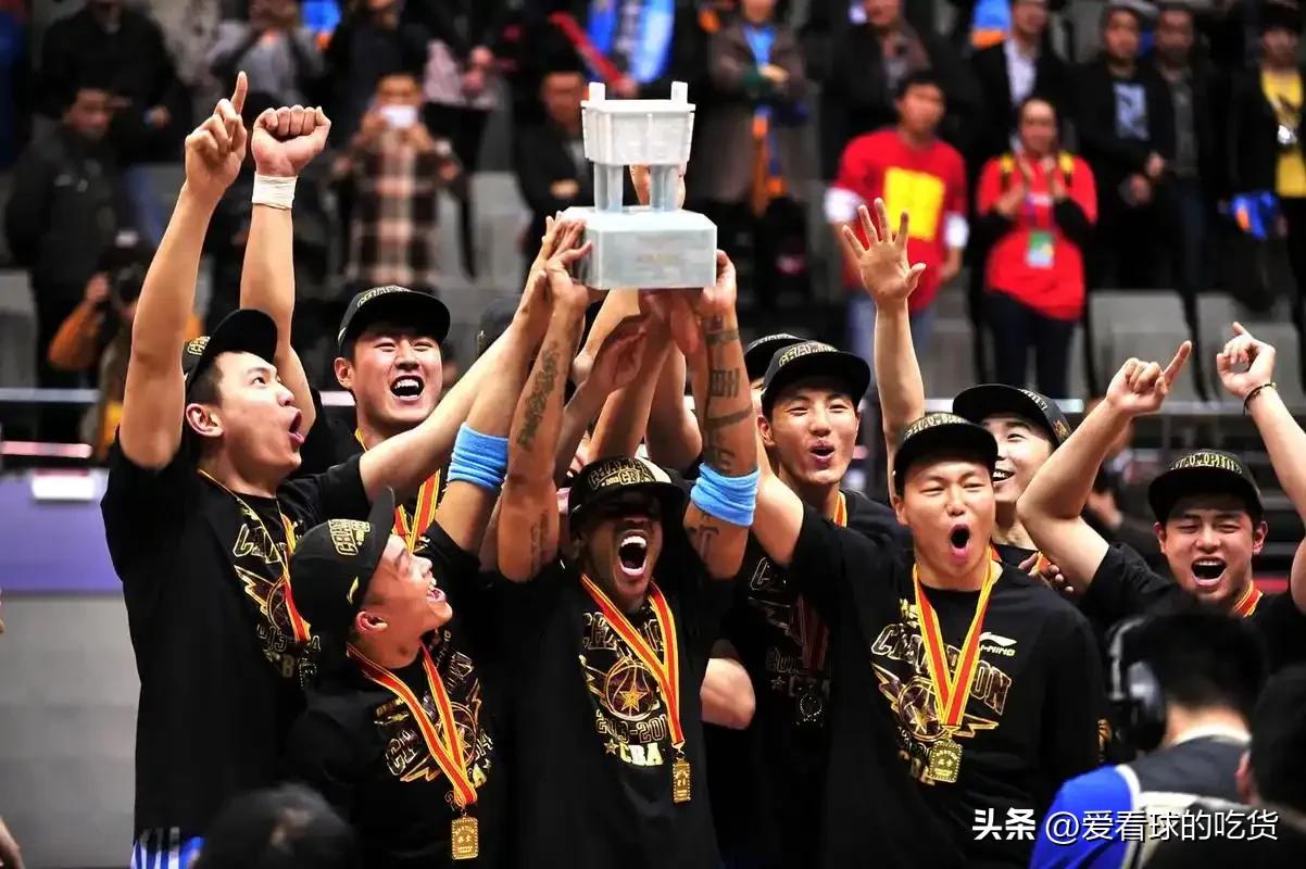 夺冠赛后采访最新_夺冠电影采访_