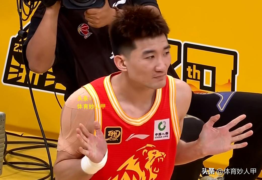 惨负14分！揪出广厦队2大最差之人：15中2，7中1 还不如场上歇息__惨负14分！揪出广厦队2大最差之人：15中2，7中1 还不如场上歇息