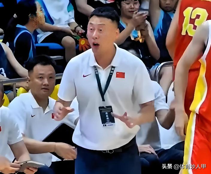 _中国男篮被打哭了_男篮受伤