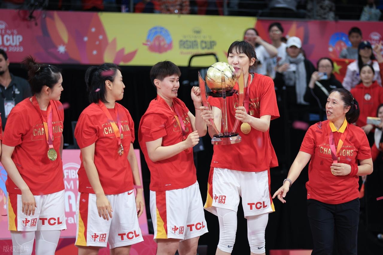 女篮亚洲杯战报：中国队22分大胜韩国！张子宇8投8中高效拿下18分__女篮亚洲杯战报：中国队22分大胜韩国！张子宇8投8中高效拿下18分