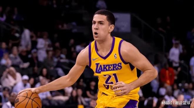 nba最佳替补阵容__让人飞翔让人坠入谷底
