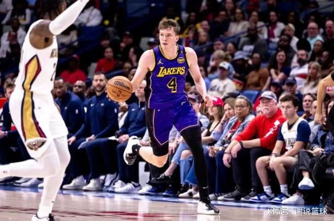 _nba最佳替补阵容_让人飞翔让人坠入谷底