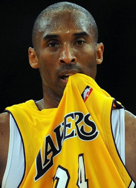 就在刚刚！美媒评NBA历史前15人：库里第十、湖人球员独占7席！_就在刚刚！美媒评NBA历史前15人：库里第十、湖人球员独占7席！_