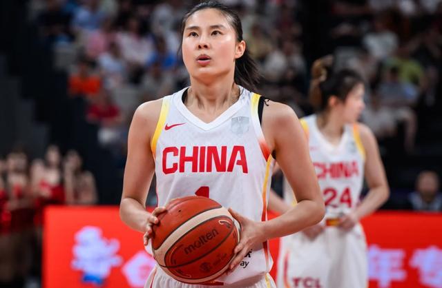 中国女篮狂胜82分_中国女篮狂胜92分迎4连胜_