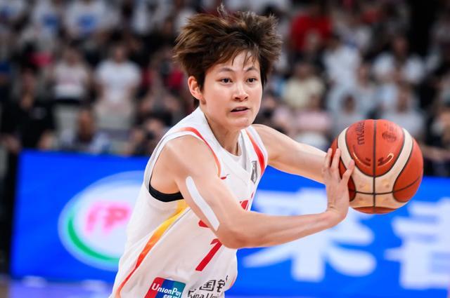 中国女篮狂胜82分_中国女篮狂胜92分迎4连胜_