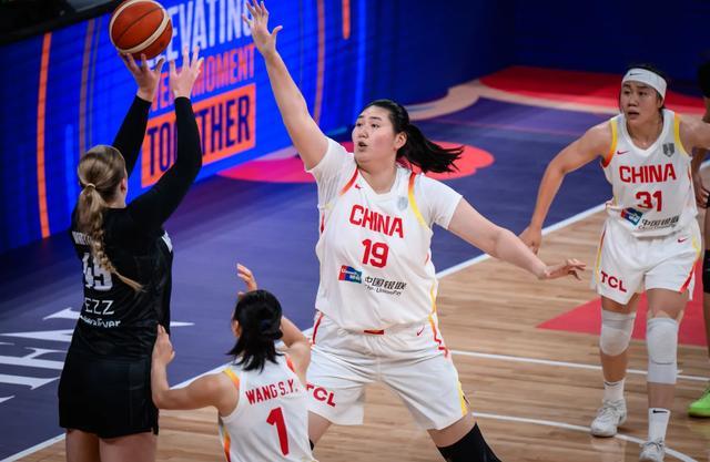 _中国女篮狂胜82分_中国女篮狂胜92分迎4连胜